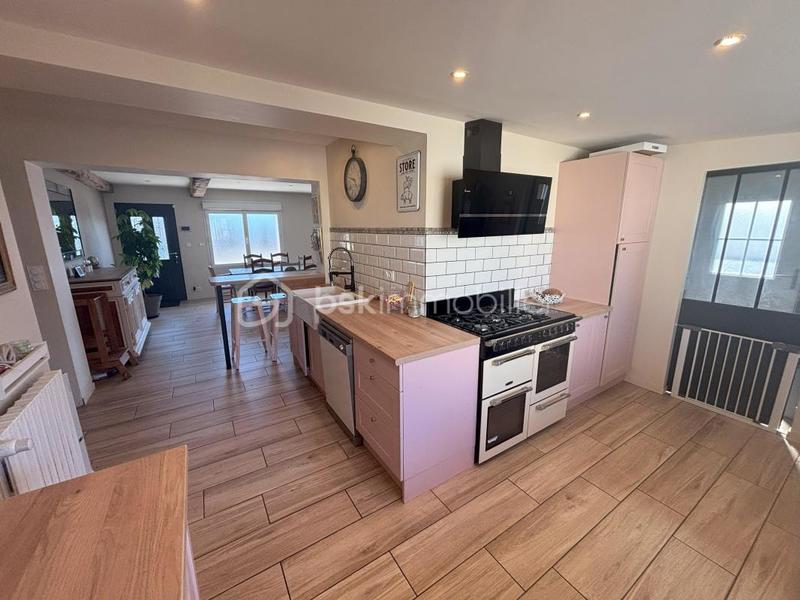 Maison - 130 m² - 4 pièces