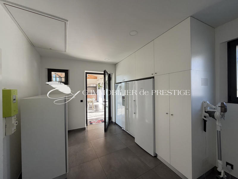 Mas - 464 m² - 10 pièces