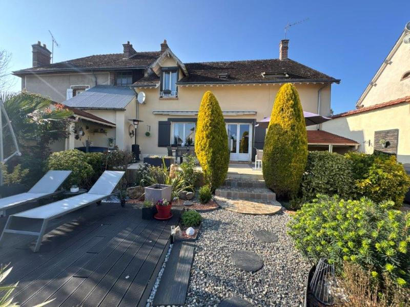 Maison - 110 m² - 6 pièces