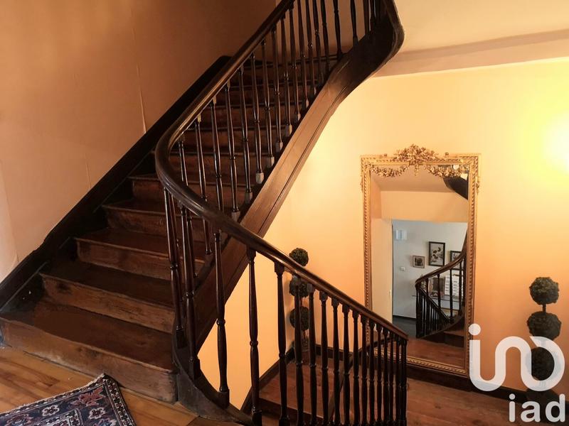 Maison de ville - 388 m² - 20 pièces