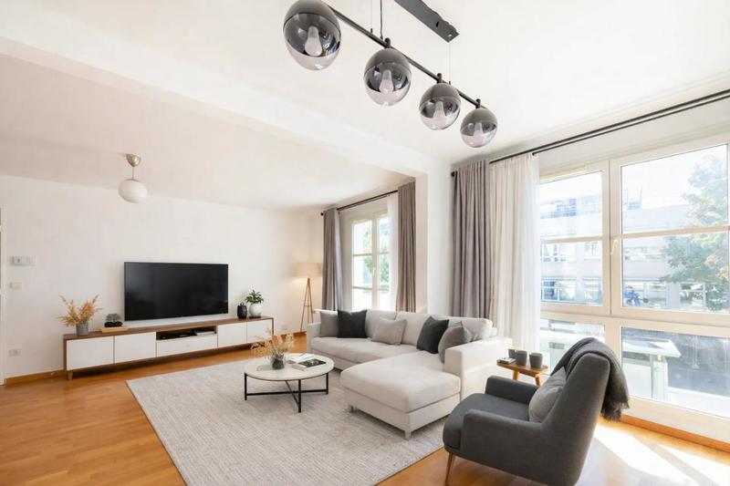 Appartement - 92 m² - 5 pièces