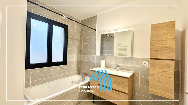 Maison - 86 m² - 5 pièces