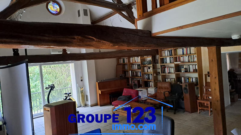 Maison - 521 m² - 18 pièces