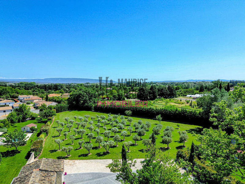 Maison - 468 m² - 7 pièces