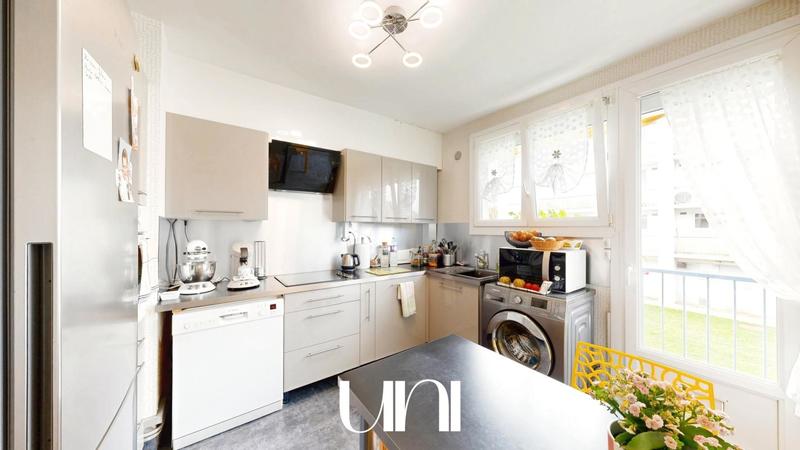 Appartement - 722 m² - 3 pièces