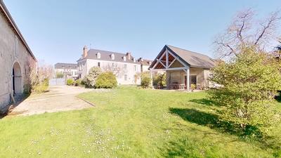 Propriété - 290 m² - 8 pièces