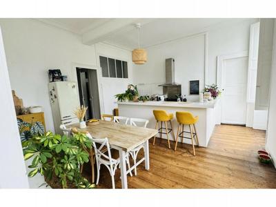 Appartement - 147 m² - 4 pièces