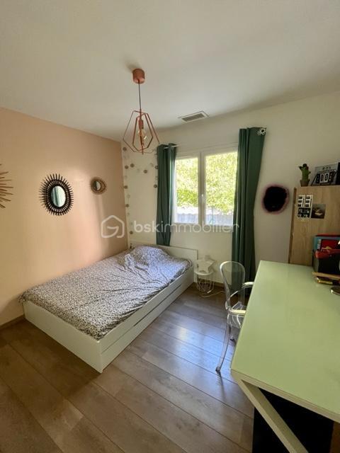 Maison - 151 m² - 6 pièces