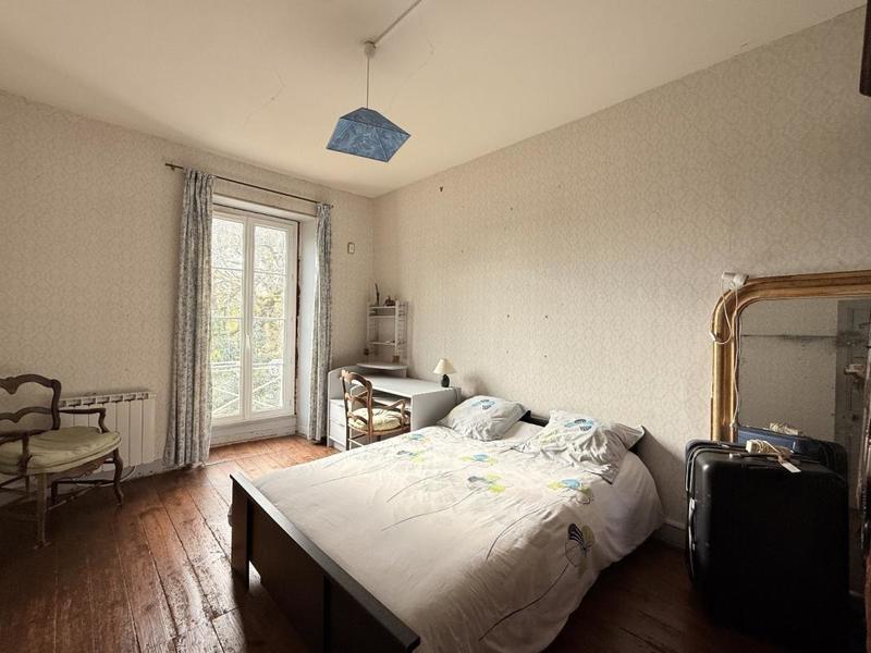 Maison - 471 m² - 14 pièces