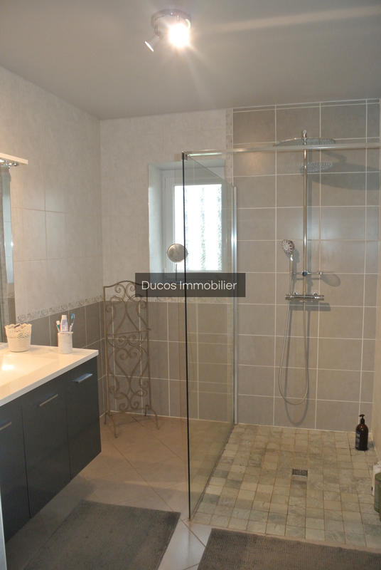 Maison - 273 m² - 10 pièces