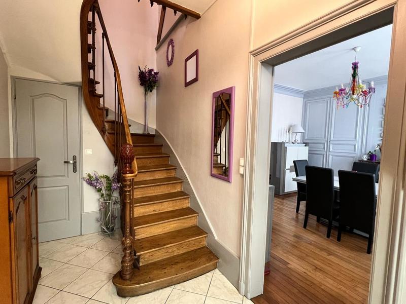 Maison - 105 m² - 4 pièces