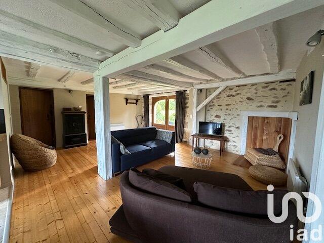 Maison - 433 m² - 16 pièces