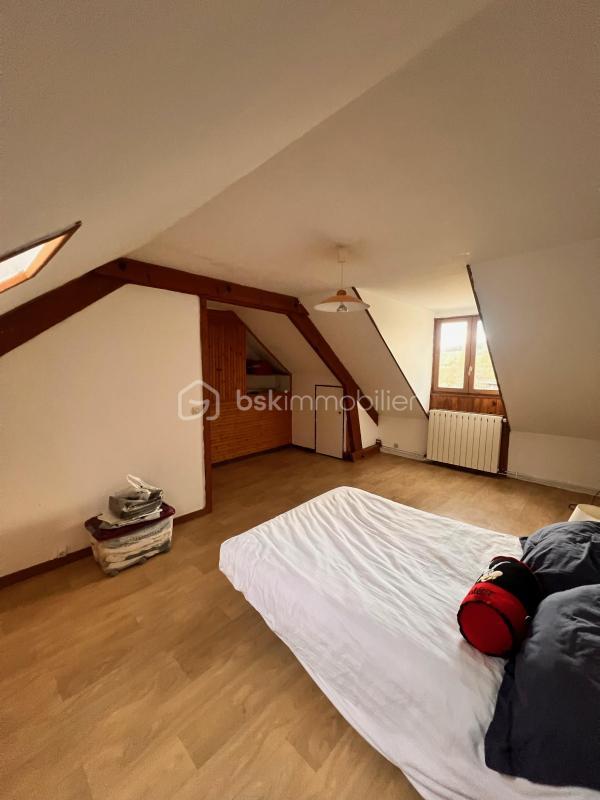 Maison - 104 m² - 5 pièces