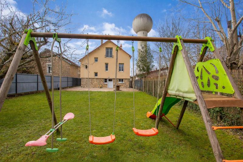 Maison - 100 m² - 4 pièces