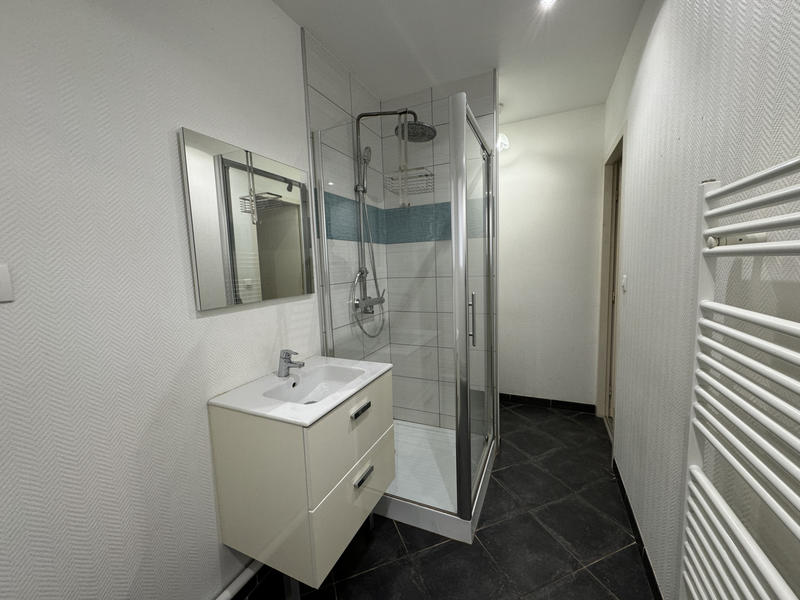 Appartement - 79 m² - 5 pièces