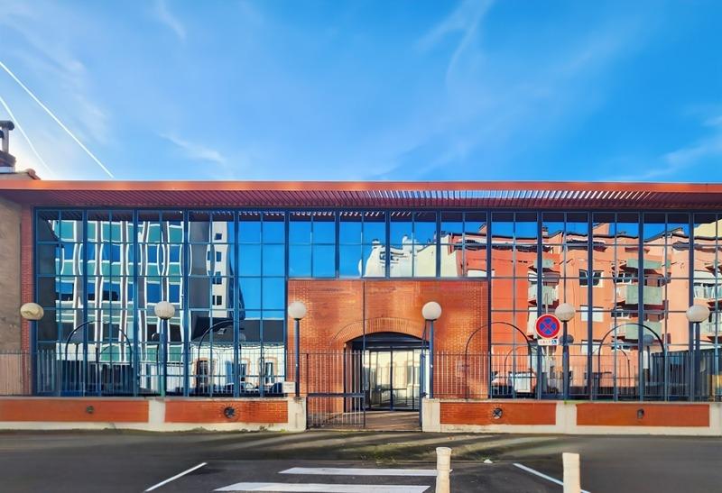 Immeuble - 710 m² - 16 pièces