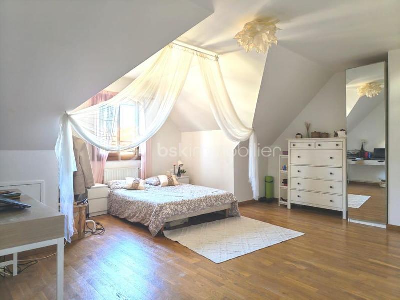 Pavillon - 124 m² - 5 pièces