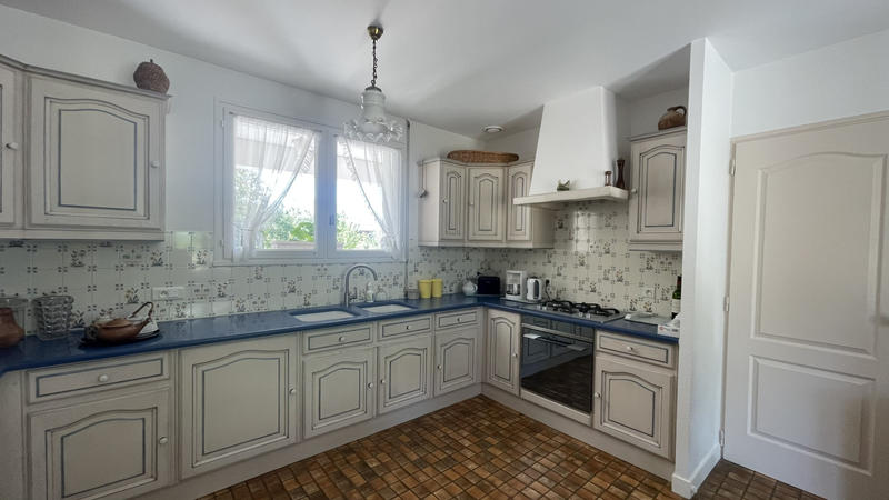 Maison - 150 m² - 8 pièces