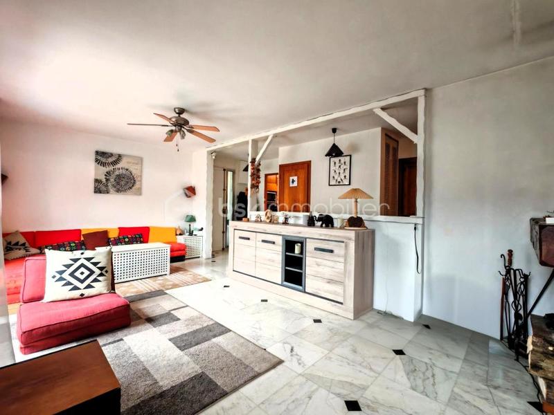 Maison - 104 m² - 5 pièces