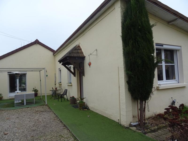 Maison - 80 m² - 5 pièces