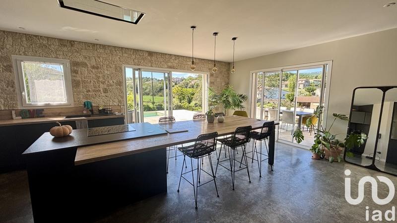 Maison - 94 m² - 4 pièces