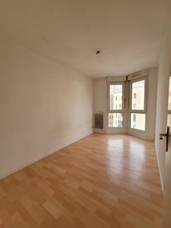 Appartement - 86 m² - 4 pièces