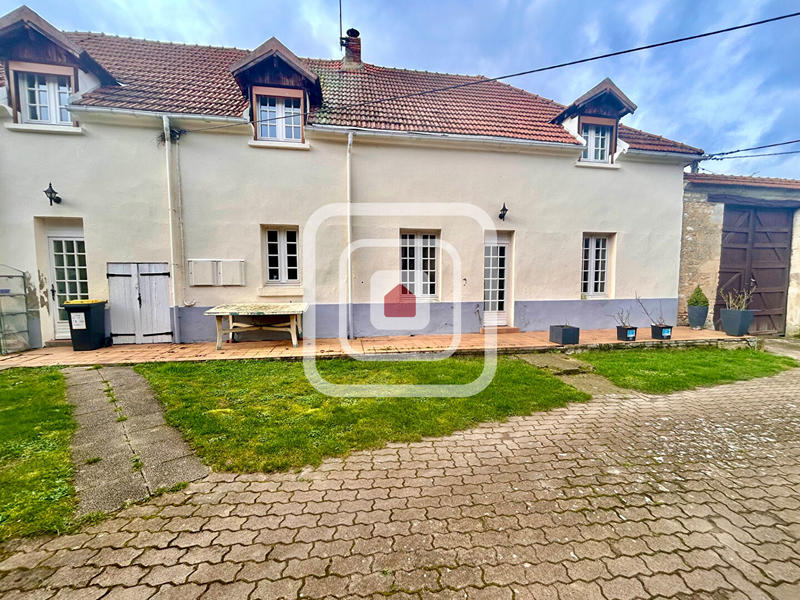 Maison - 150 m² - 5 pièces