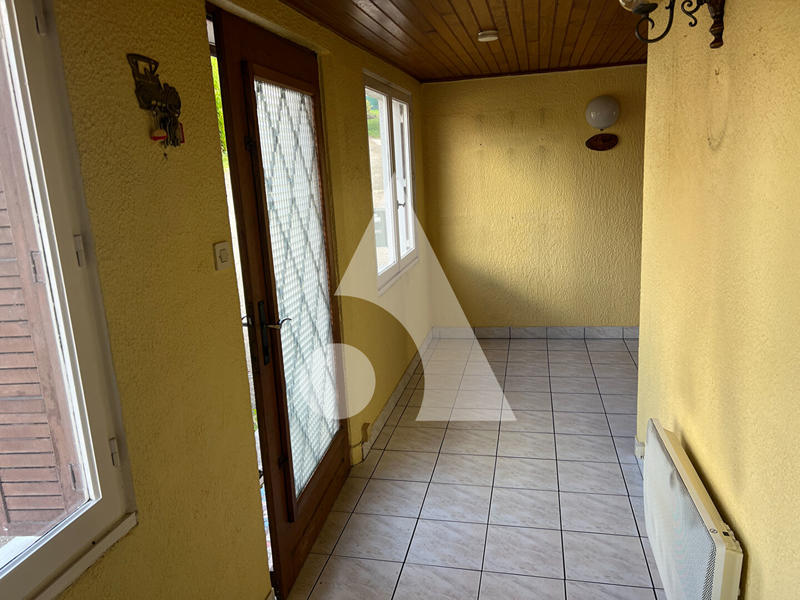 Maison - 122 m² - 4 pièces