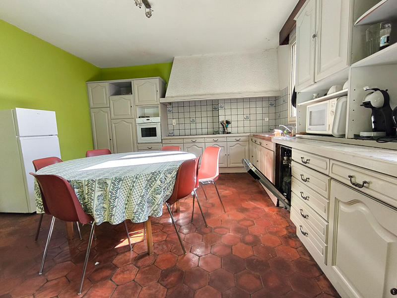 Appartement - 266 m² - 9 pièces