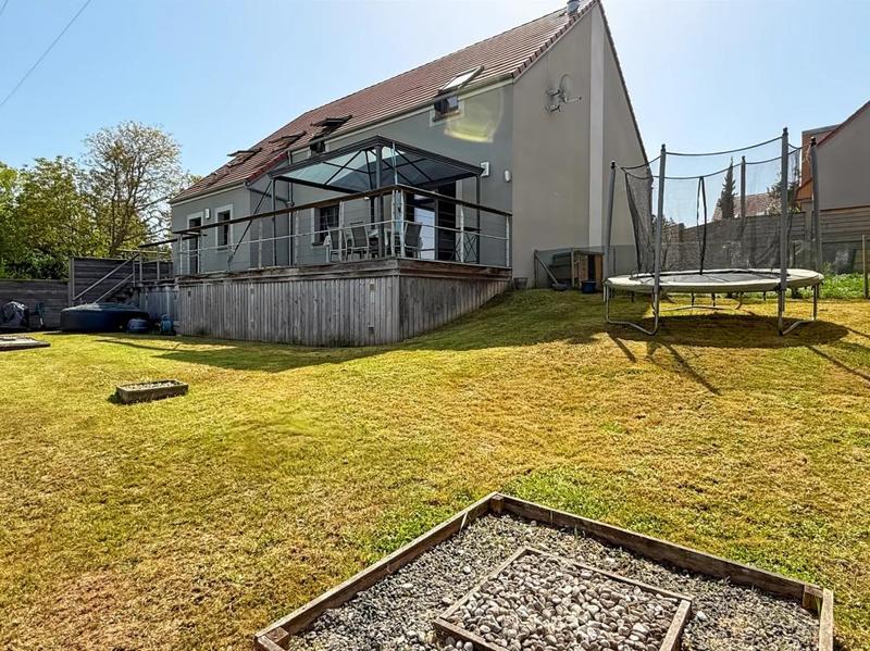 Maison - 178 m² - 6 pièces