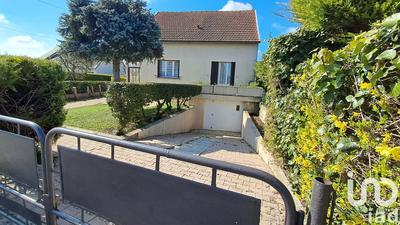 Maison - 81 m² - 5 pièces