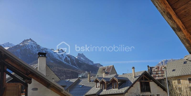 Maison de village - 200 m² - 9 pièces