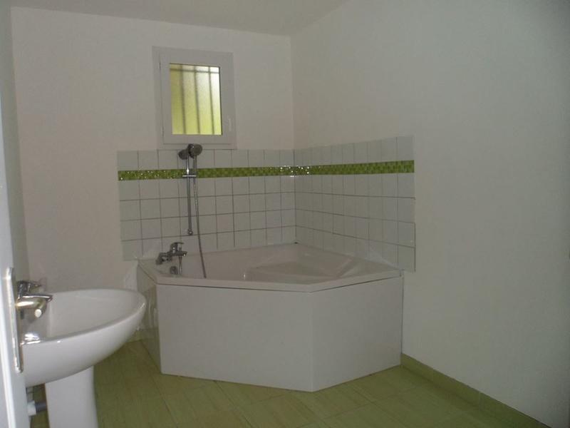 Maison traditionnelle - 92 m² - 4 pièces