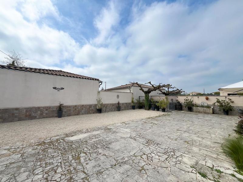 Mas - 146 m² - 4 pièces