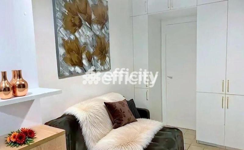 Immeuble - 75 m² - 4 pièces