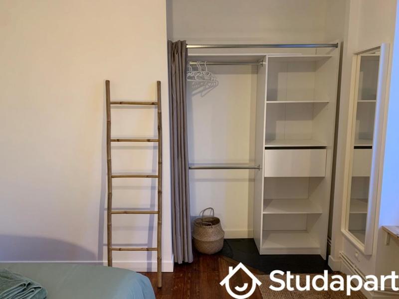 Chambre - 15 m² - 1 pièce