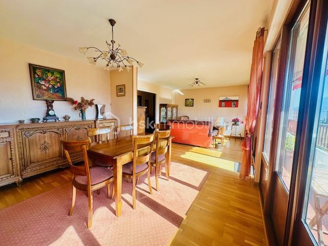 Appartement - 103 m² - 5 pièces