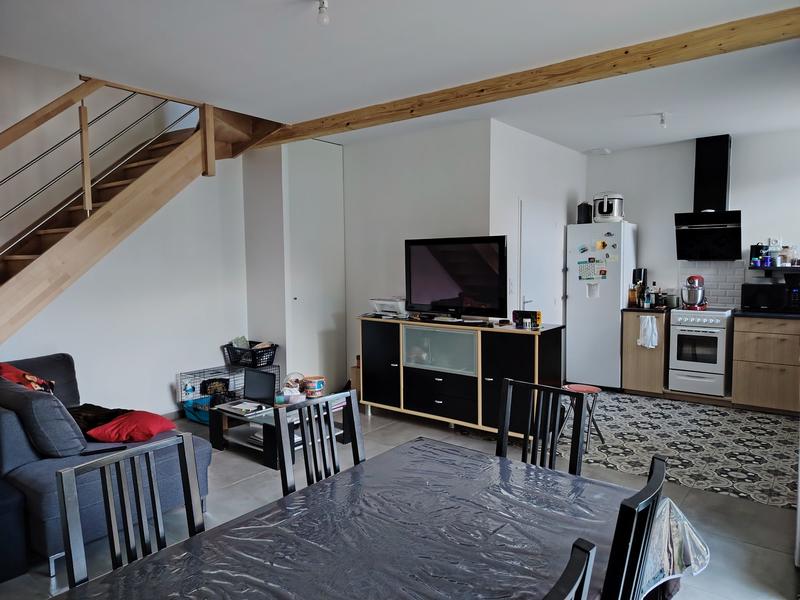 Maison - 95 m² - 5 pièces