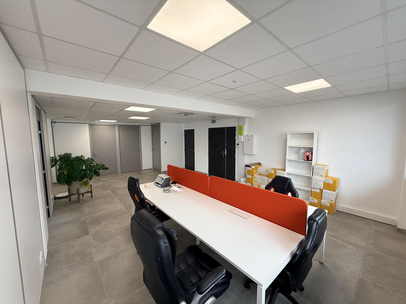 Bureau - 96 m²