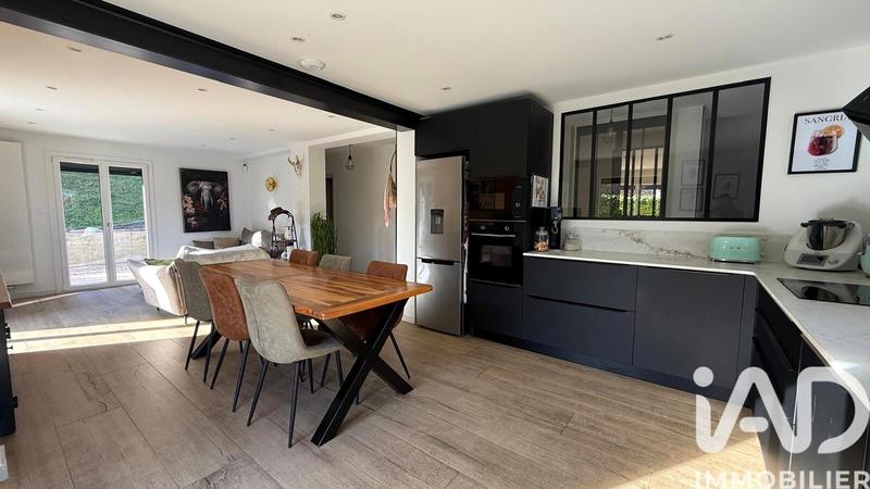 Maison - 125 m² - 4 pièces