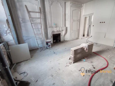 Immeuble - 180 m² - 2 pièces