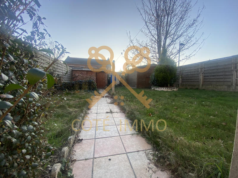 Maison - 97 m² - 6 pièces