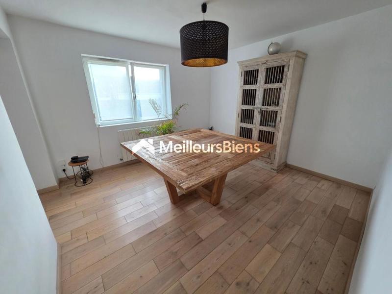 Maison - 160 m² - 5 pièces