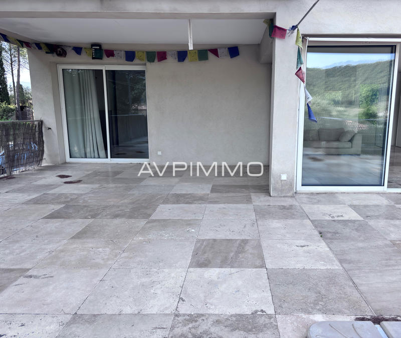 Appartement - 72 m² - 3 pièces