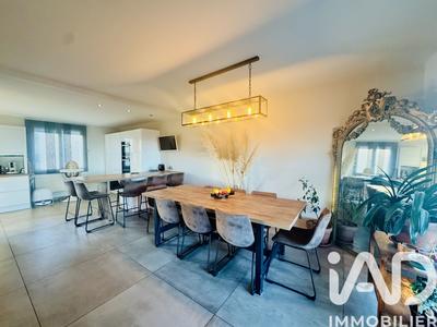 Maison - 144 m² - 6 pièces