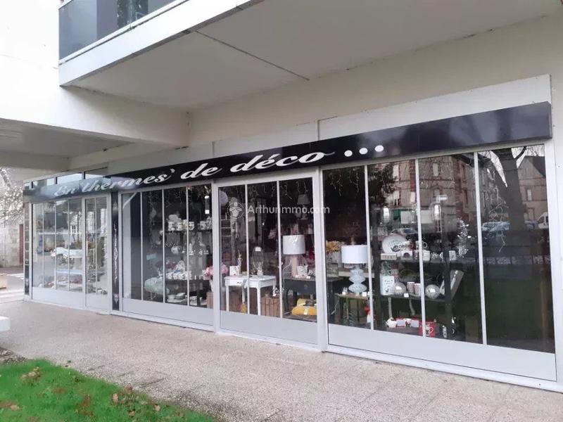 Bureau - 82 m² - 2 pièces