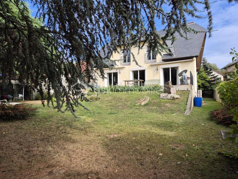 Maison - 160 m² - 6 pièces