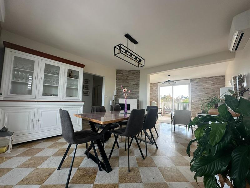 Maison - 128 m² - 4 pièces