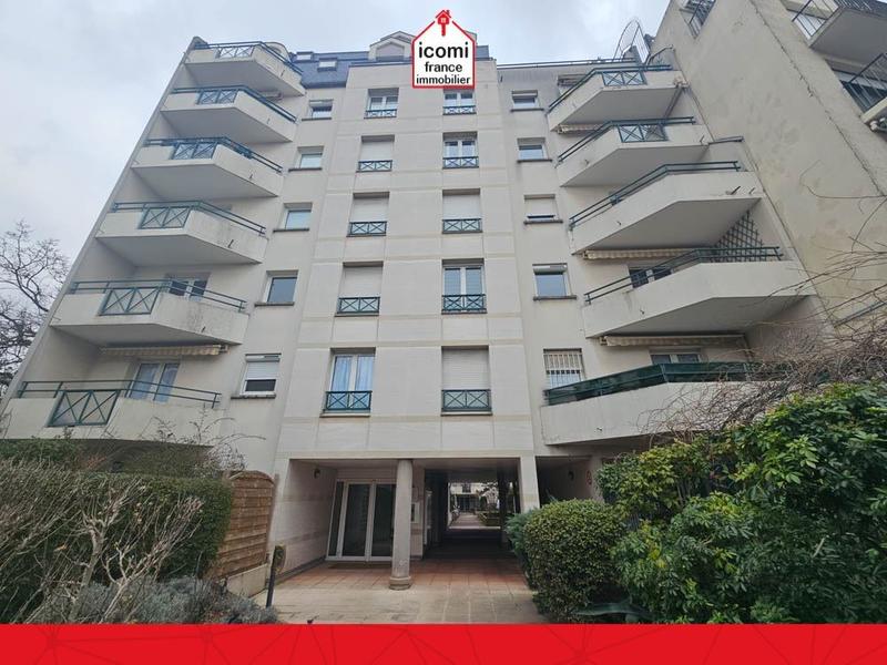 Studio - 30 m² - 1 pièce