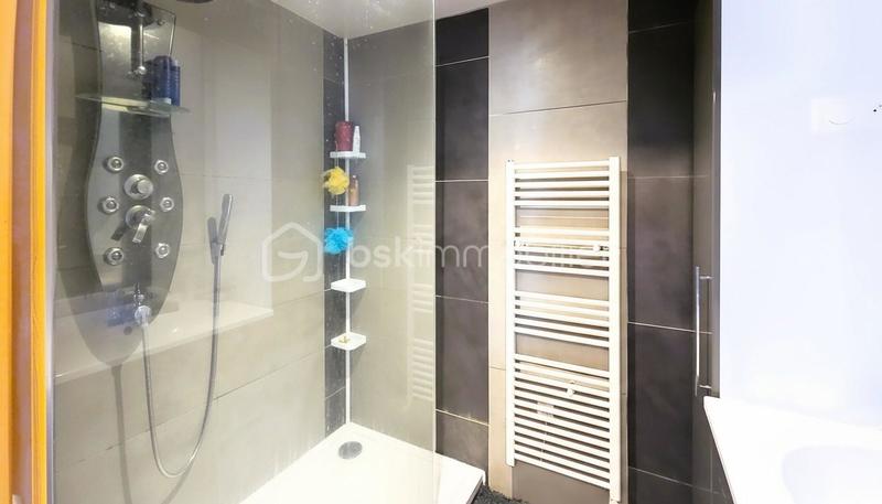 Villa - 205 m² - 7 pièces